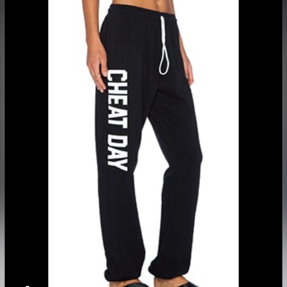 PRIVATE PARTY Sweatpants - Picture 2 of 14
